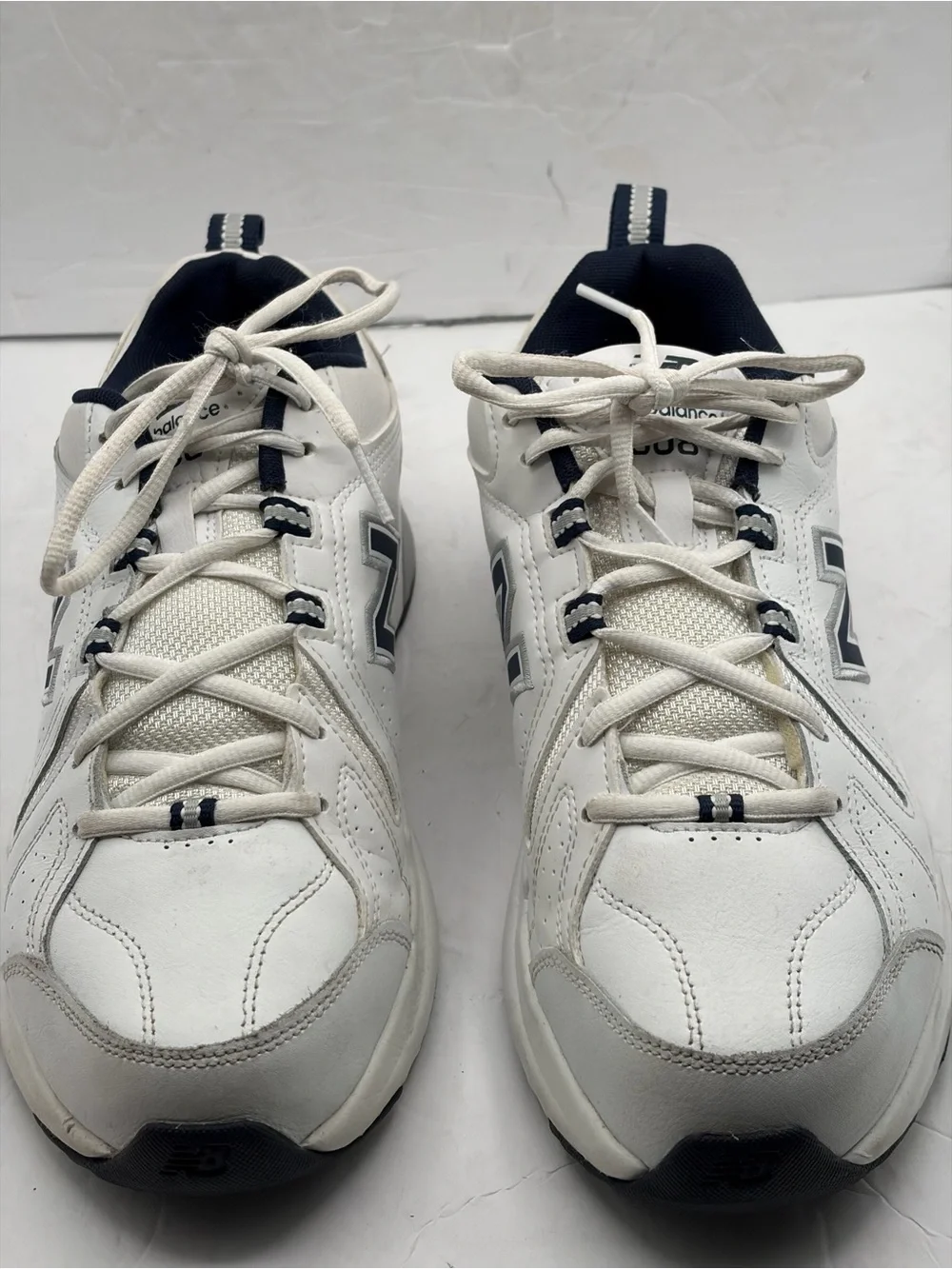 New Balance 608 V5 Men Size 10D Training Shoe Sneaker White Blue MX608WN5
